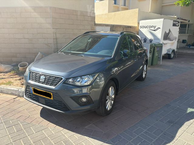 מודעת רכב סיאט ארונה
