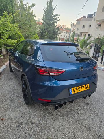 סיאט לאון