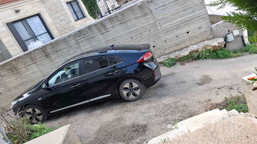 יונדאי איוניק