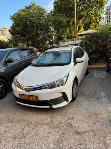 טויוטה קורולה