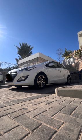 יונדאי i30