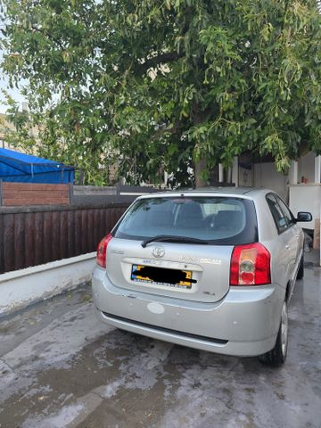 טויוטה קורולה