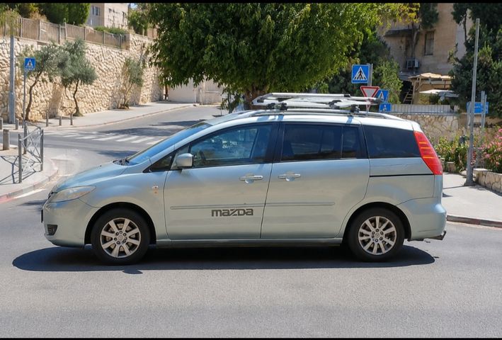 מודעת רכב מאזדה 5