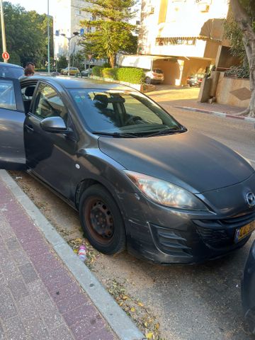 מאזדה 3