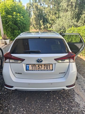 טויוטה אוריס