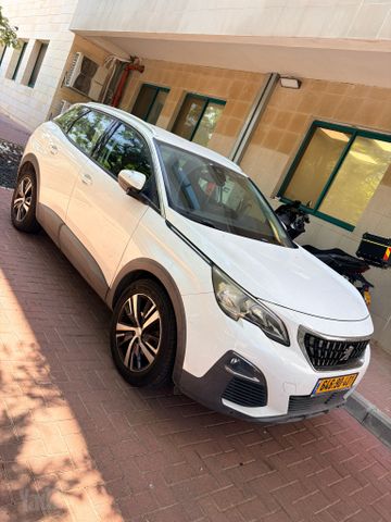 פיג'ו 3008