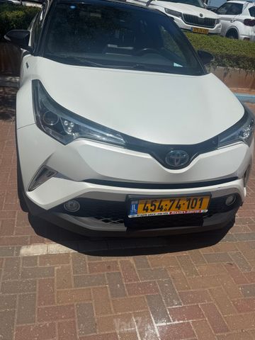 טויוטה C-HR