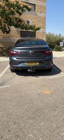 רנו מגאן