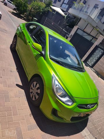 יונדאי אקסנט i25