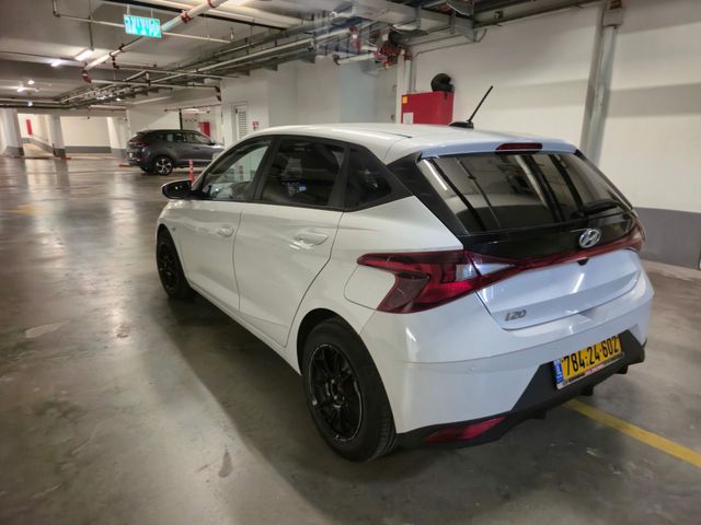 מודעת רכב יונדאי i20