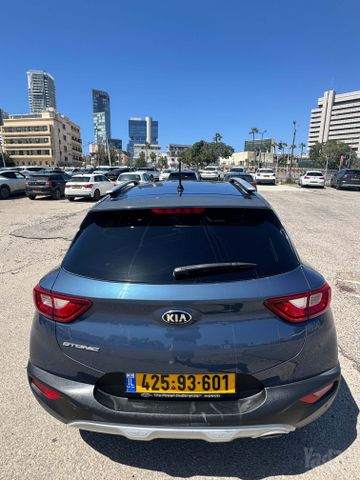 קיה סטוניק