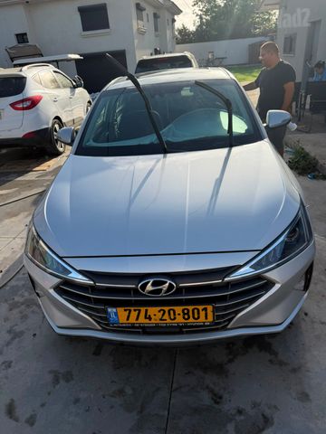 יונדאי אלנטרה