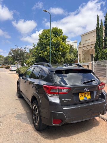 מודעת רכב סובארו XV