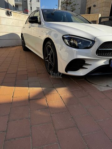 מרצדס-בנץ E-class