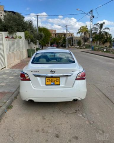 ניסאן אלטימה