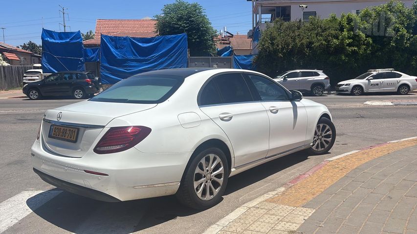 מרצדס-בנץ E-class