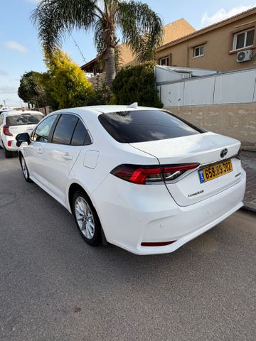 מודעת רכב טויוטה קורולה