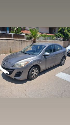 מודעת רכב מאזדה 3
