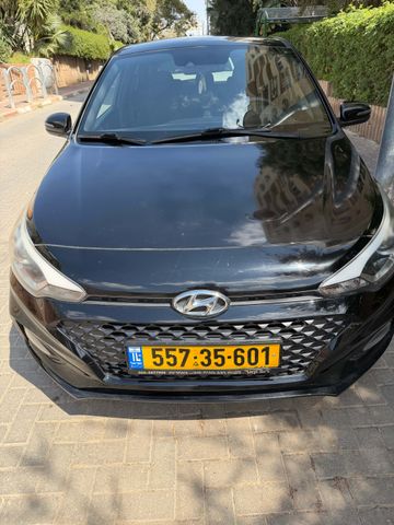 יונדאי i20