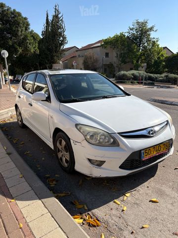 יונדאי i30