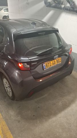 טויוטה יאריס