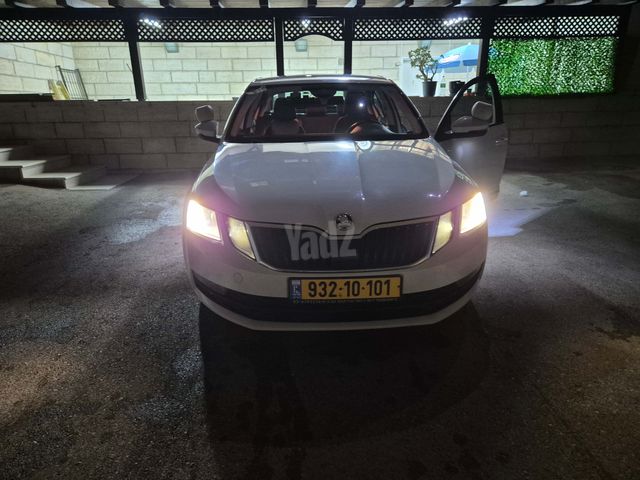 סקודה אוקטביה