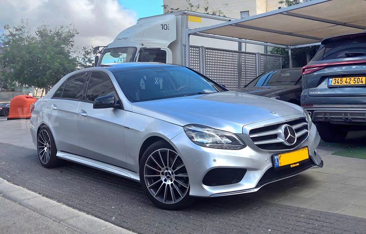 מרצדס-בנץ E-class