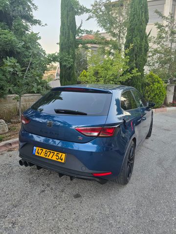 סיאט לאון
