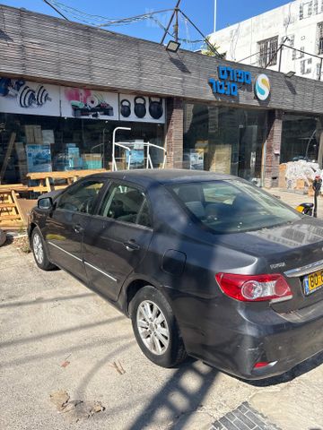 מודעת רכב טויוטה קורולה