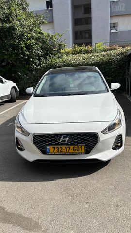 יונדאי i30