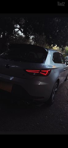 סיאט לאון