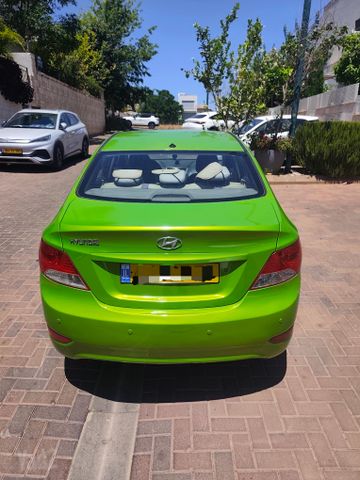 יונדאי אקסנט i25