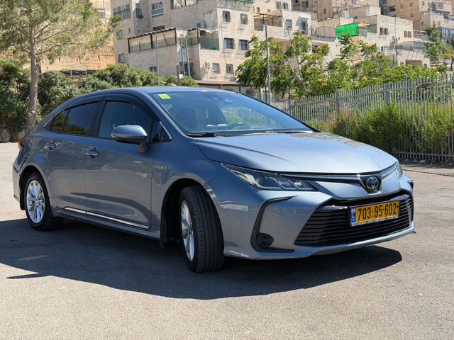 מודעת רכב טויוטה קורולה