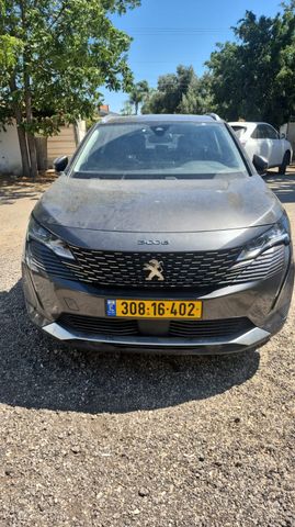 פיג'ו 3008
