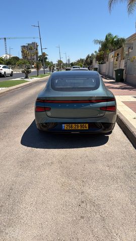 מודעת רכב אקספנג P7