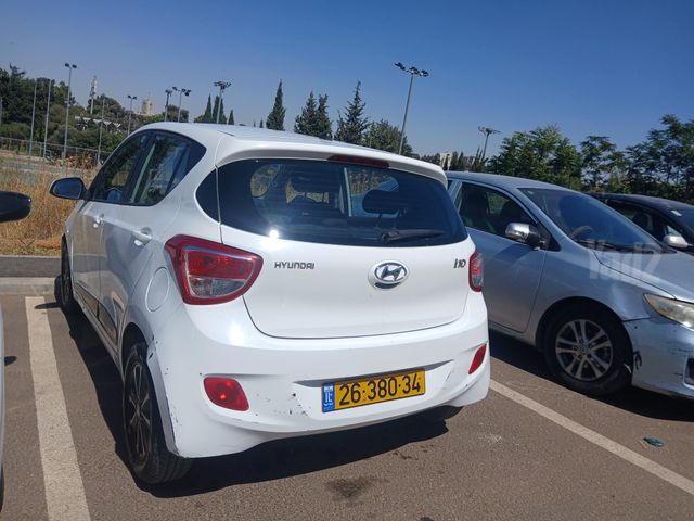 יונדאי i10