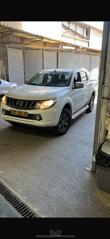 מודעת רכב מיצובישי טרייטון / L200