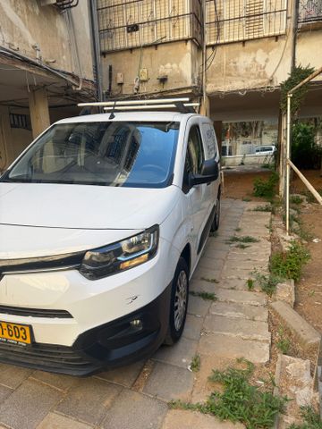 טויוטה פרואייס סיטי