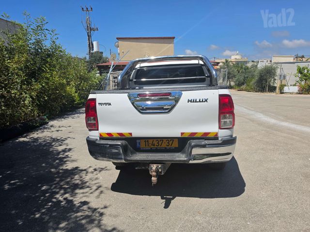 טויוטה היילקס
