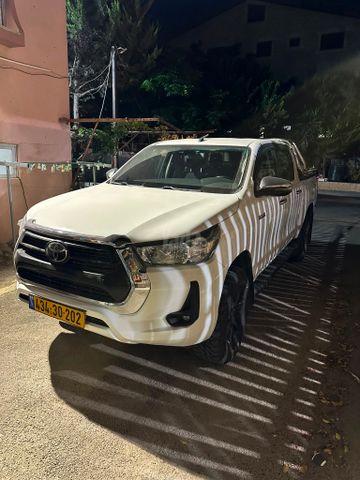 טויוטה היילקס