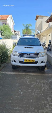 מודעת רכב טויוטה היילקס