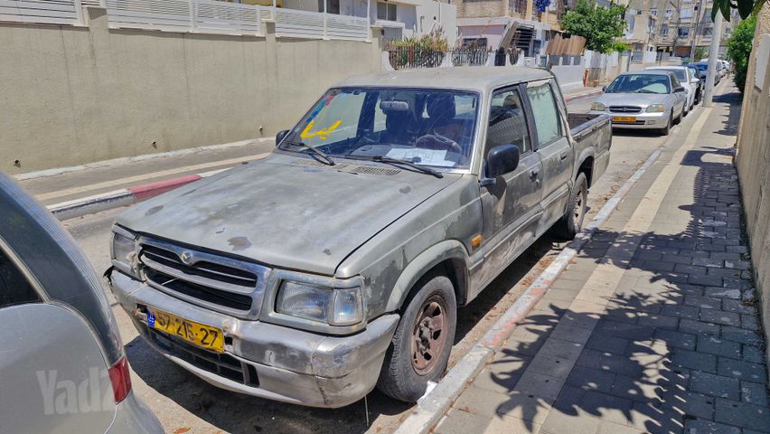 מאזדה B-series