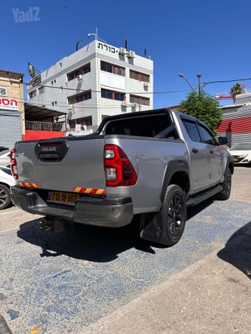 טויוטה היילקס
