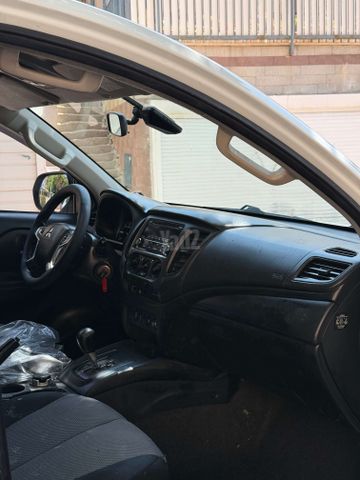 מיצובישי טרייטון / L200