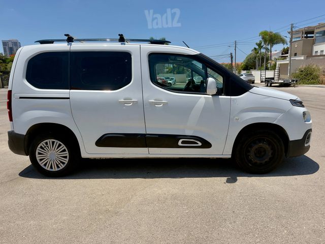 מודעת רכב סיטרואן ברלינגו