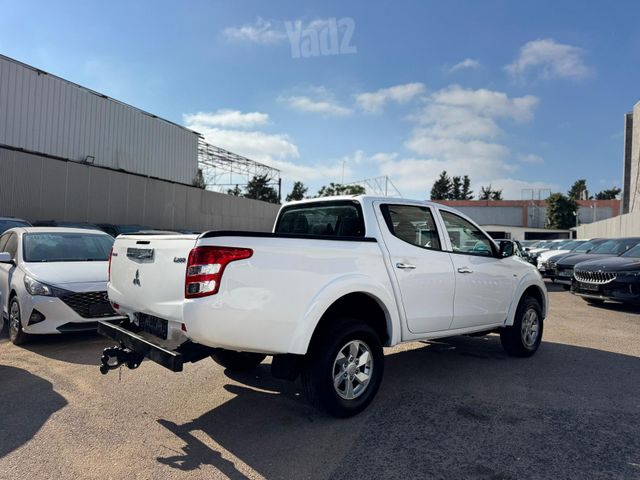 מיצובישי טרייטון / L200