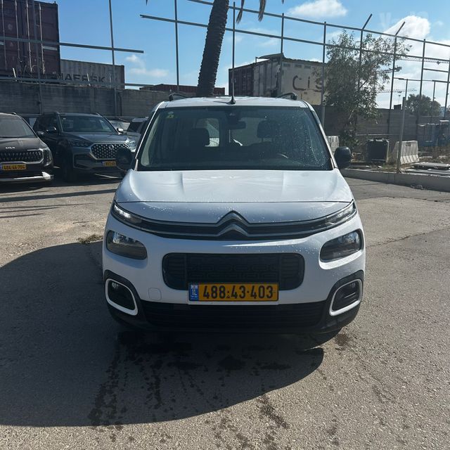 מודעת רכב סיטרואן ברלינגו