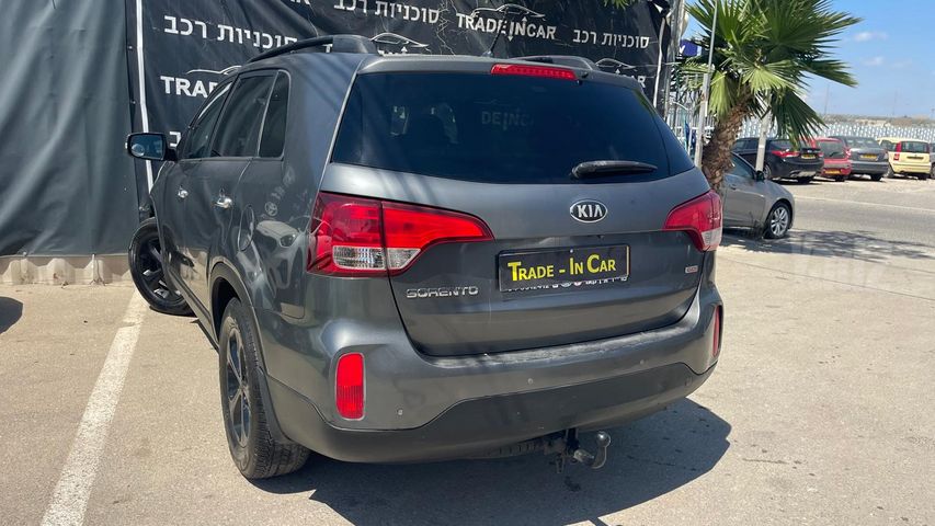 קיה סורנטו