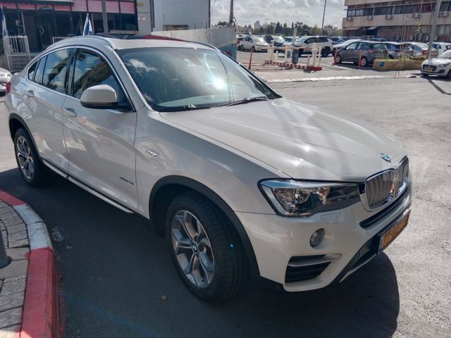 ב מ וו X4