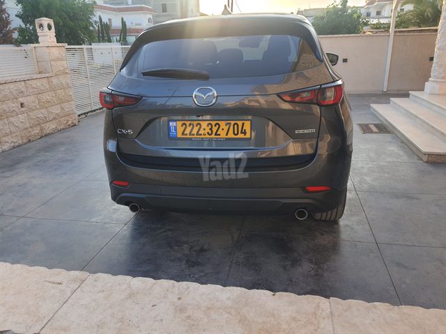 מודעת רכב מאזדה CX-5